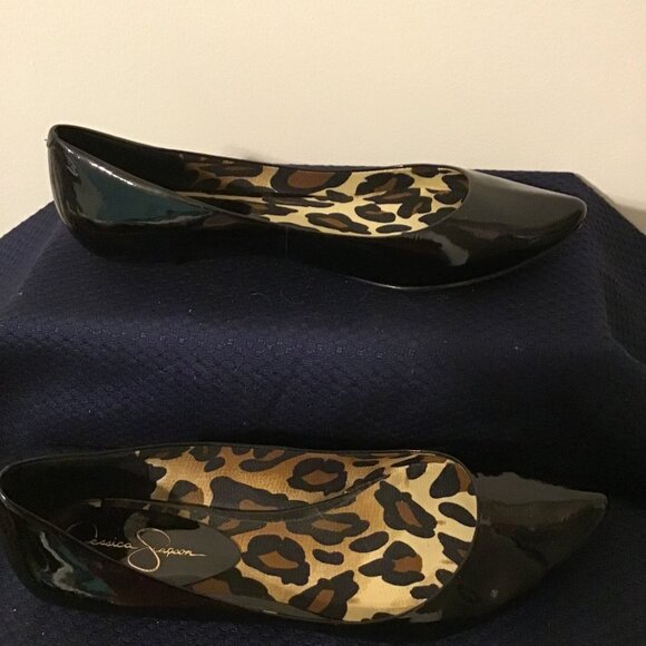 JESSICA SIMPSON ESIS Womens Black Patent Leather Pointy Toed Flat Shoes SIZE 8.5 - Picture 4 of 7